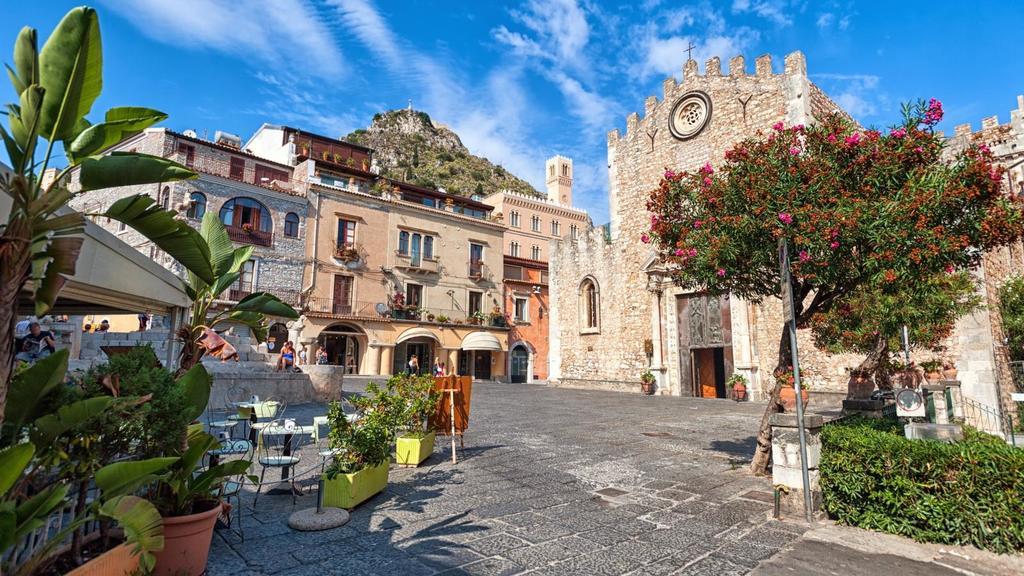 Vila Taormina - The Godfathers Little Mansion Forza dʼAgro Exteriér fotografie
