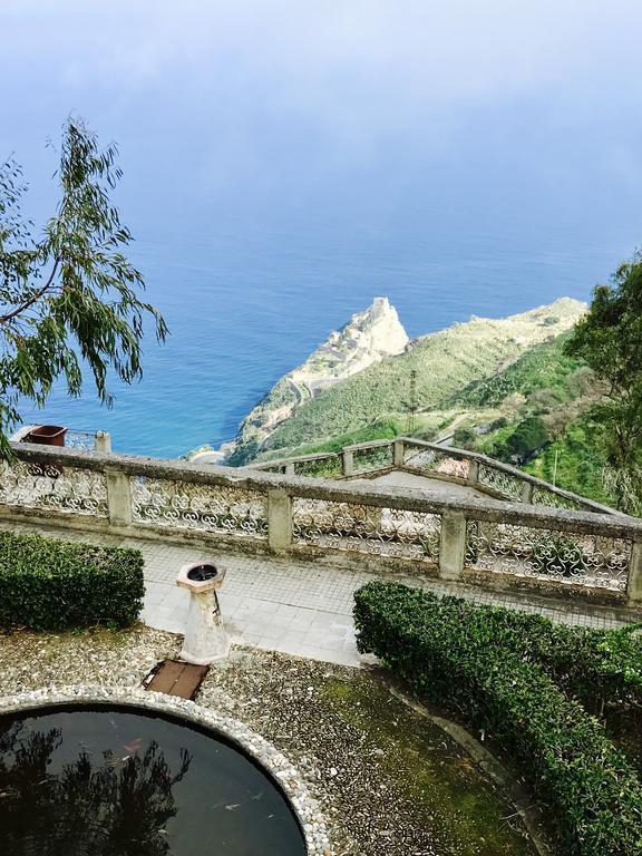 Vila Taormina - The Godfathers Little Mansion Forza dʼAgro Exteriér fotografie