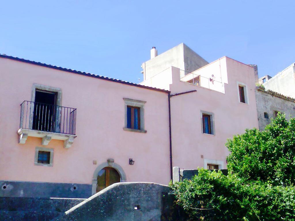 Vila Taormina - The Godfathers Little Mansion Forza dʼAgro Exteriér fotografie